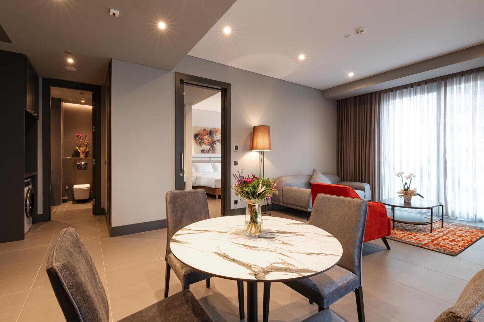 Bomonti Arjaan By Rotana מלון 5*